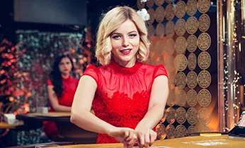 Hình ảnh đội ngũ hỗ trợ khách hàng của sgd777